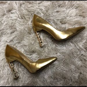 *NEVER WORN* Unique KATY PERRY stacked heel!